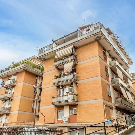 White Living R-Home Рим Екстер'єр фото