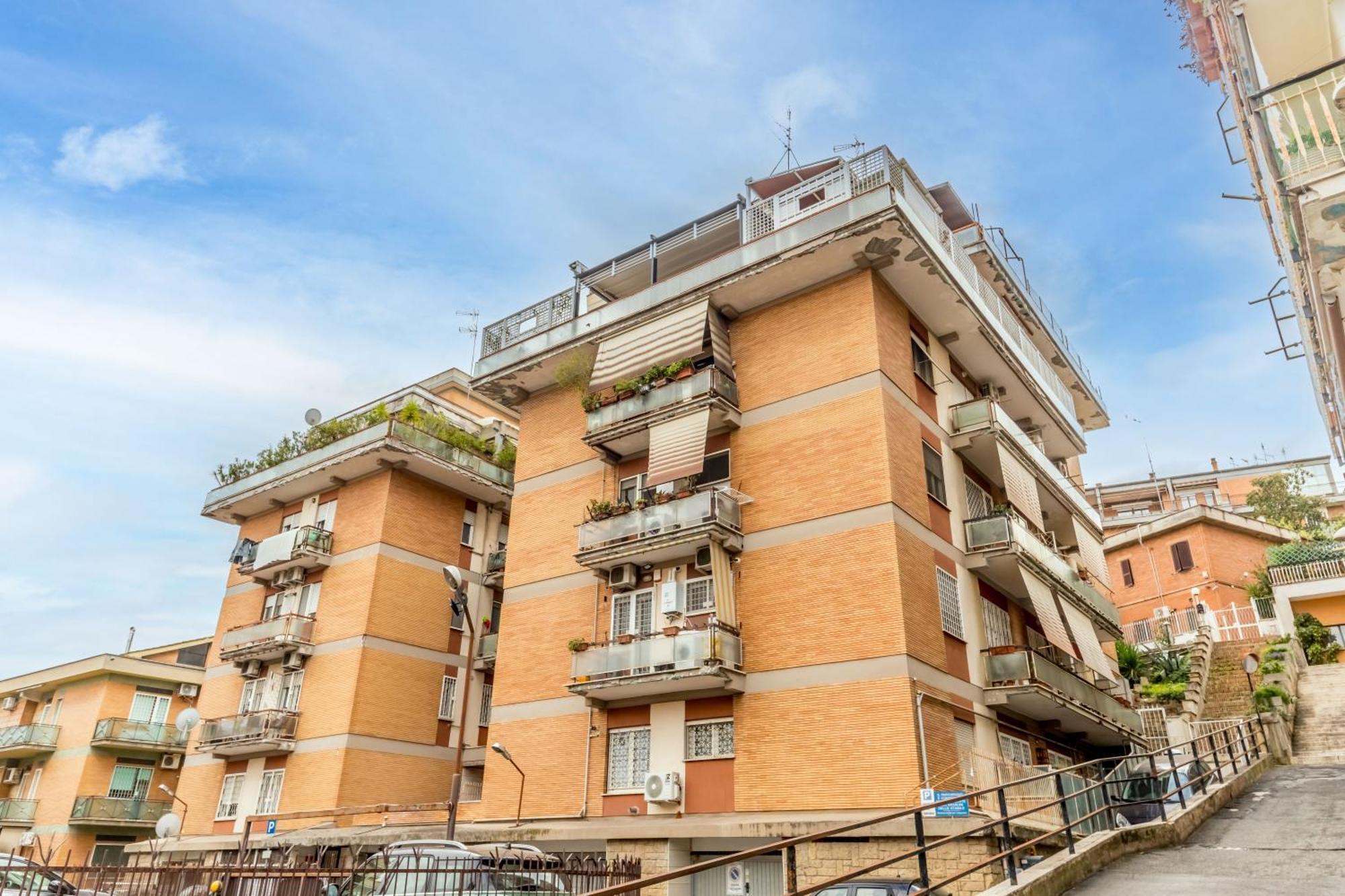 White Living R-Home Рим Екстер'єр фото