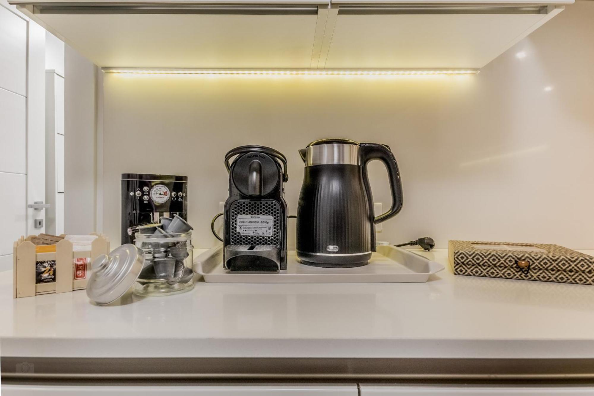 White Living R-Home Рим Екстер'єр фото